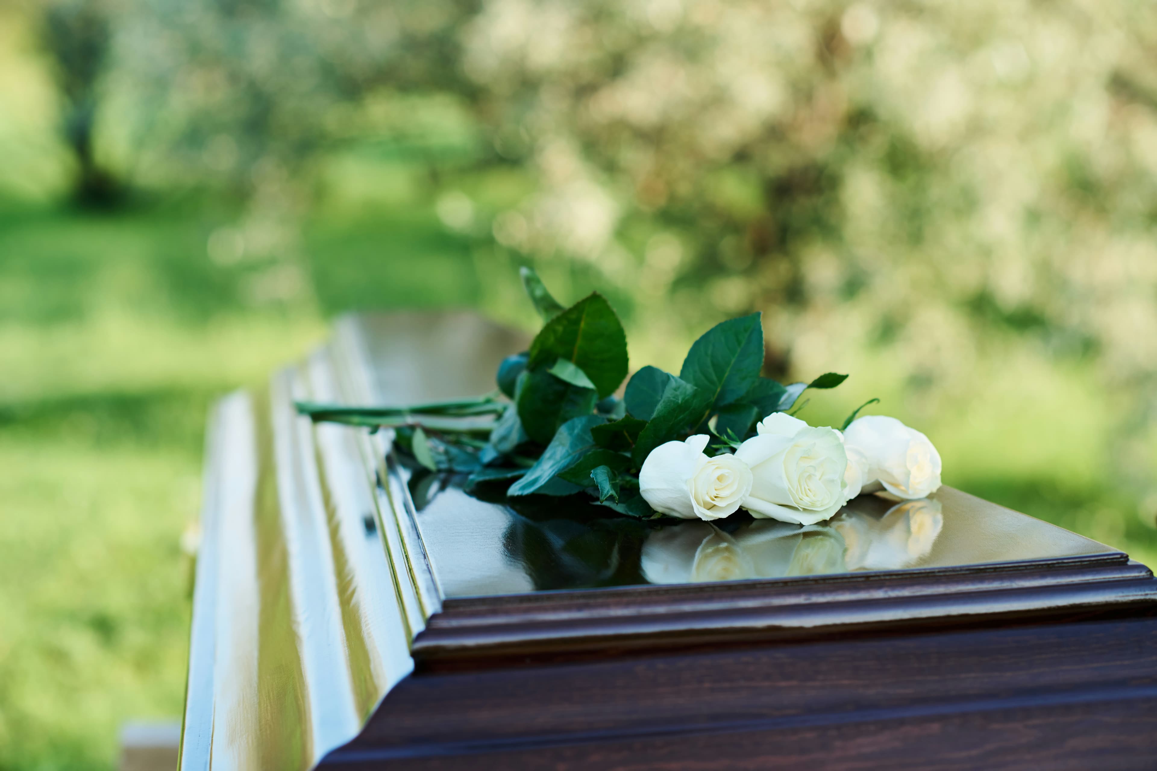 How to Write a Eulogy When Words Feel Hard